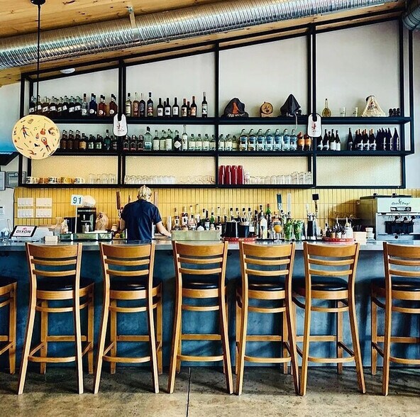 More Photos Of 261 Tinker St, Woodstock Restaurant For Sale