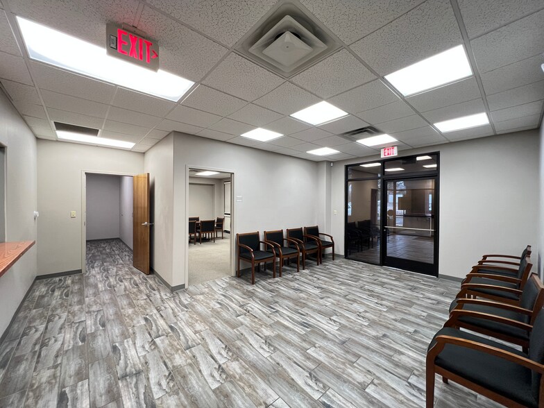 More Photos Of 37 Sandstone Cir, Jackson Medical For Lease