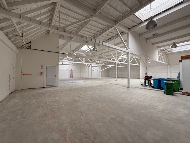 More Photos Of 1970 Carroll Ave, San Francisco Warehouse For Lease