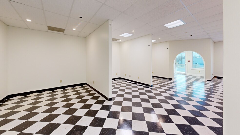 More Photos Of 922 E Jefferson St, Americus Medical For Lease