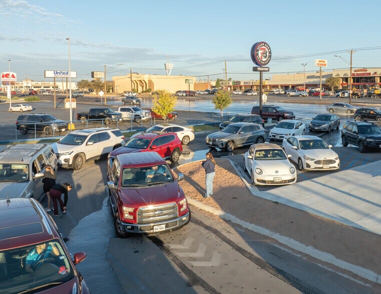 More Photos Of 1364 E 8th St, Odessa Fast Food For Sale