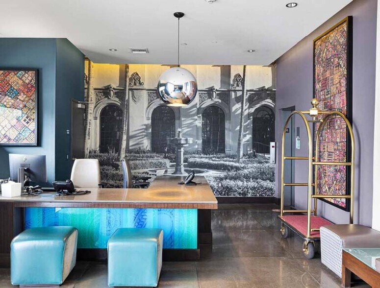 More Photos Of 120 S Reeves Dr, Beverly Hills Hotel For Sale