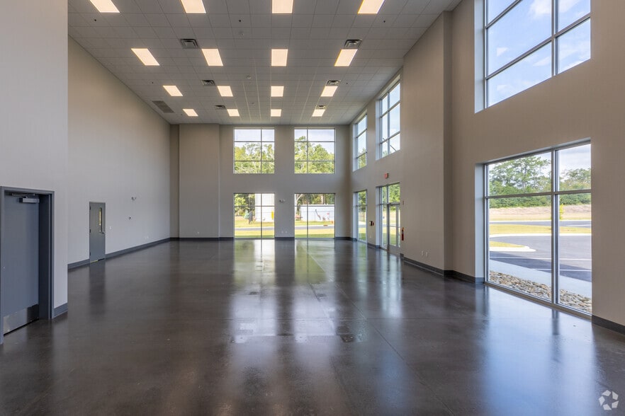 More Photos Of 134 Long Rd, Williamston Distribution For Sale