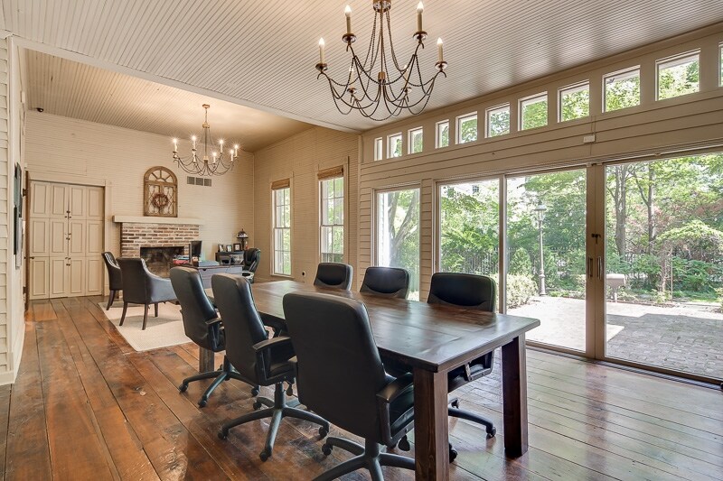 More Photos Of 7642 Poplar Pike, Germantown Office For Sale
