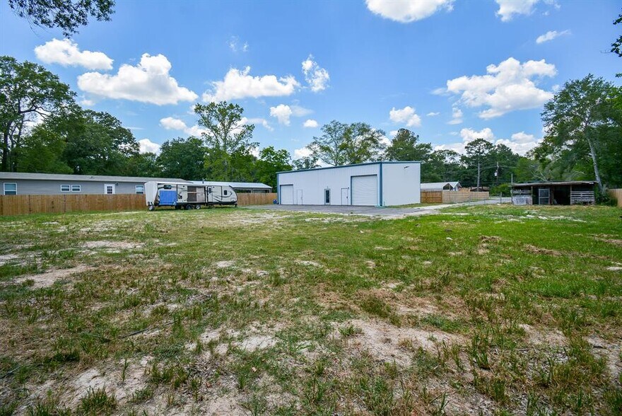 More Photos Of 22316 E Martin Dr, Porter Industrial For Sale