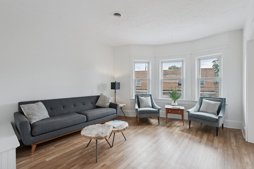 More Photos Of 5808-5810 Detroit Ave, Cleveland Storefront Retail Residential For Lease