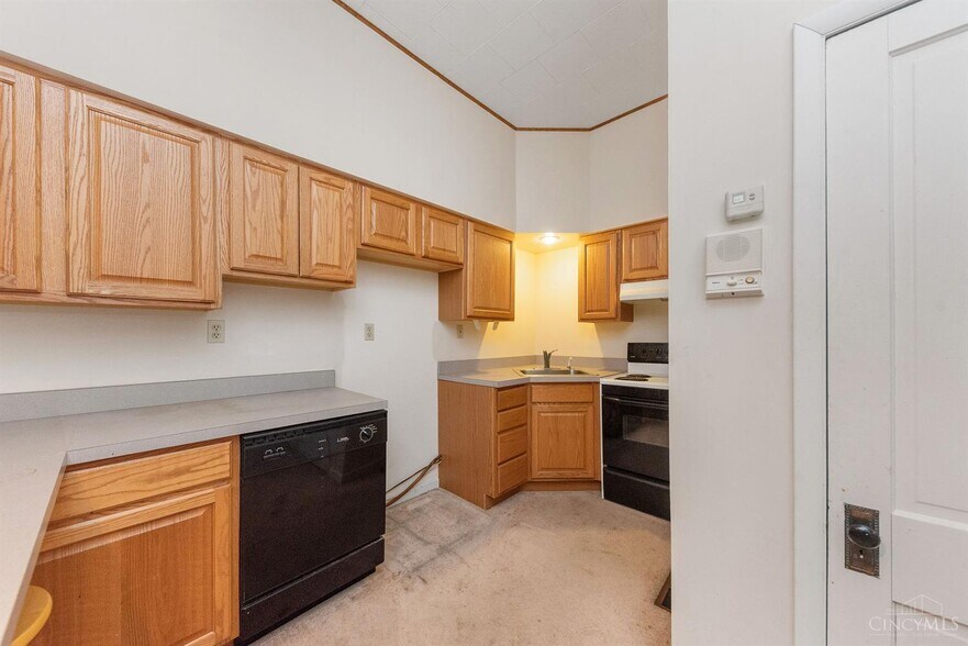 More Photos Of 112 Main St, Ripley General Retail For Sale