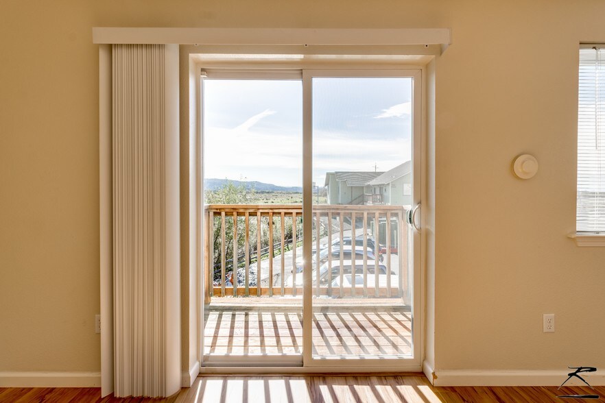 More Photos Of 305-335 Union St, Arcata Apartments For Sale