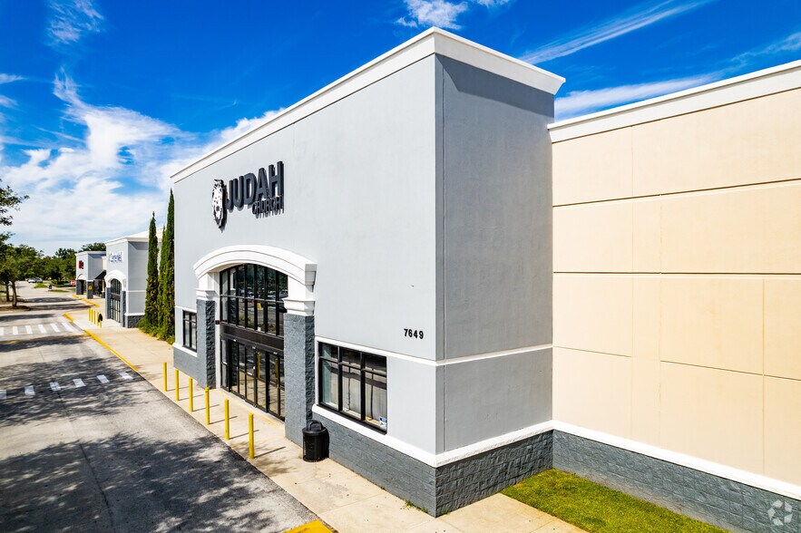 More Photos Of 7501-7649 W Colonial Dr, Orlando Unknown For Lease