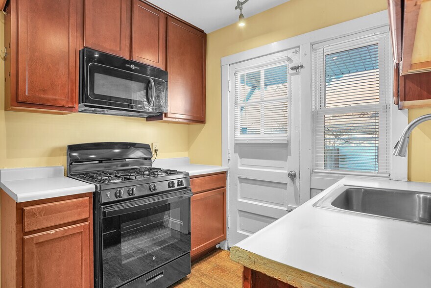 More Photos Of 8206 Highland Pl, Munster Multifamily For Sale