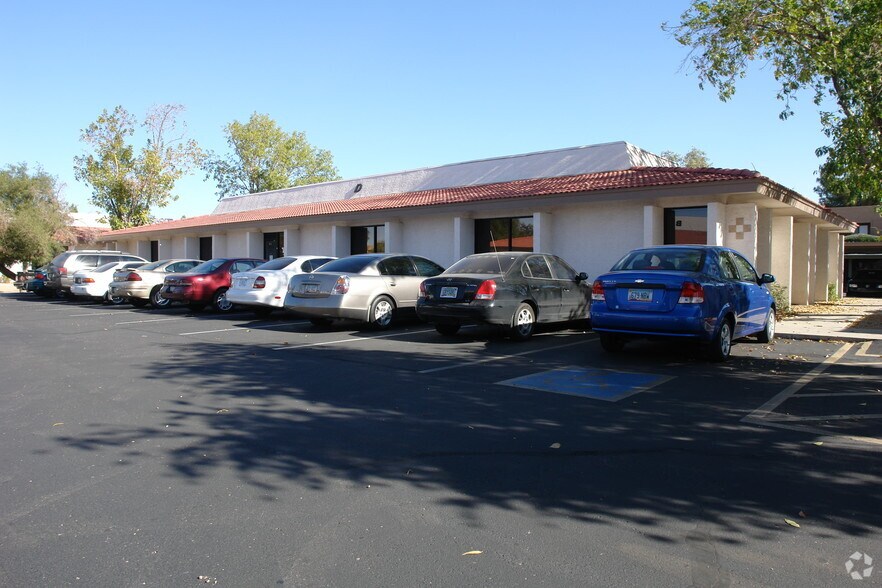 More Photos Of 8607 N 59th Ave, Glendale Office For Lease