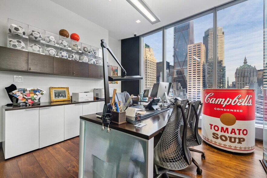 More Photos Of 50 W 47th St, New York Office Residential For Sale