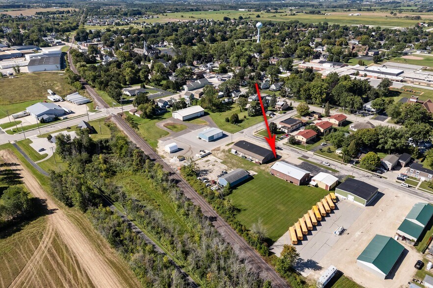 More Photos Of 214 N Commerce St, Cedar Grove Auto Repair For Sale