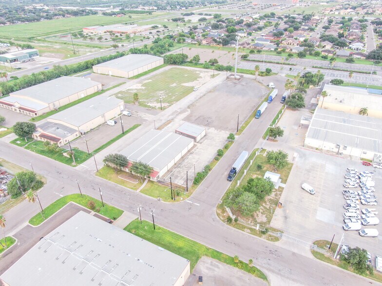 Primary Photo Of 1718 S 28th Ave, Edinburg Warehouse For Lease