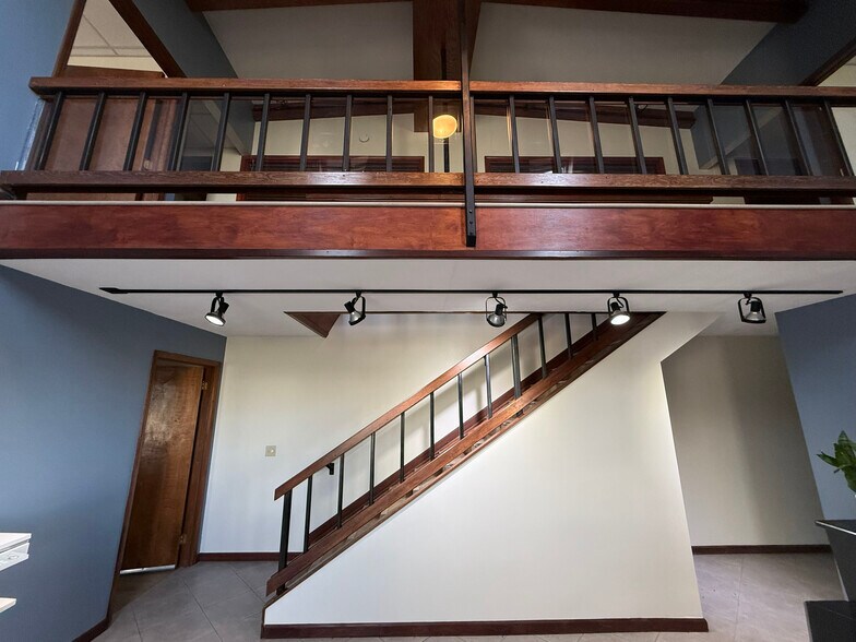 More Photos Of 8767 N 32nd St, Richland Warehouse For Sale