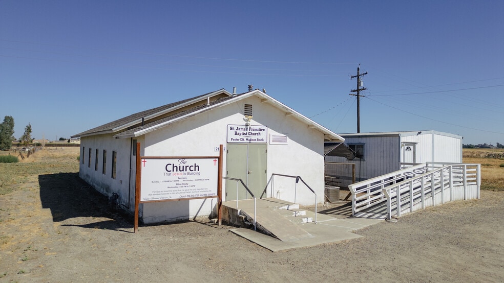 More Photos Of 21562 Reynolds Ave, Dos Palos Religious Facility For Sale