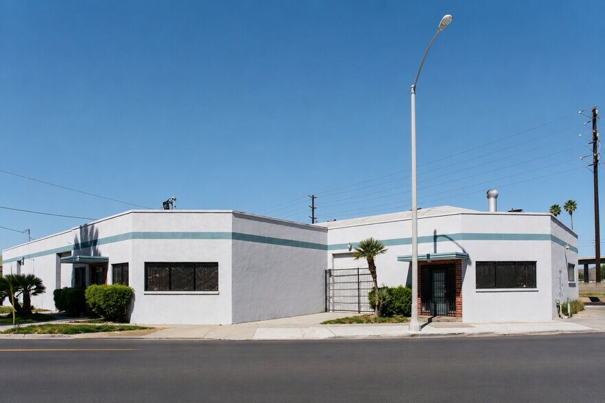 More Photos Of 2525 Kansas Ave, Riverside Manufacturing For Sale