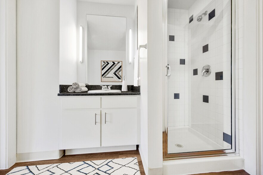 More Photos Of 7400 E 29th Ave, Denver Unknown For Lease