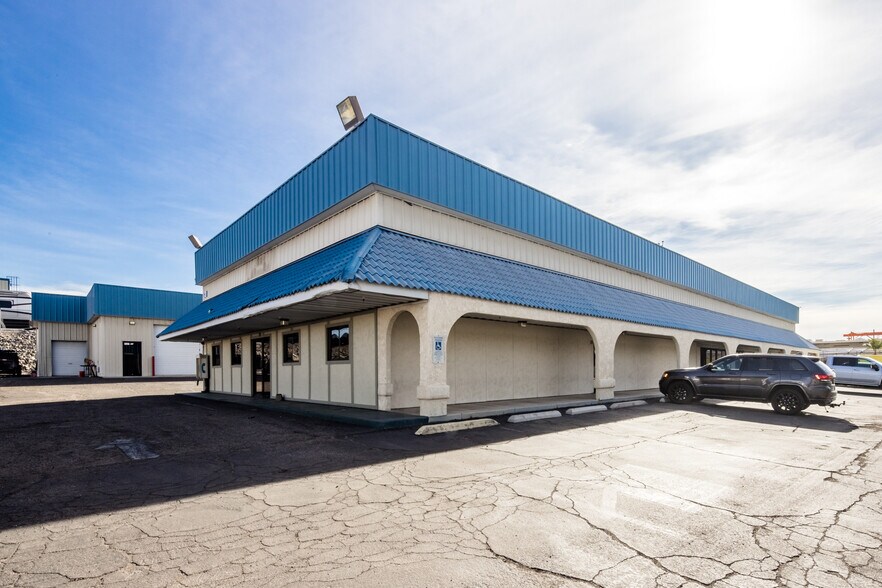 More Photos Of 790 Lake Havasu Ave N, Lake Havasu City Freestanding For Lease