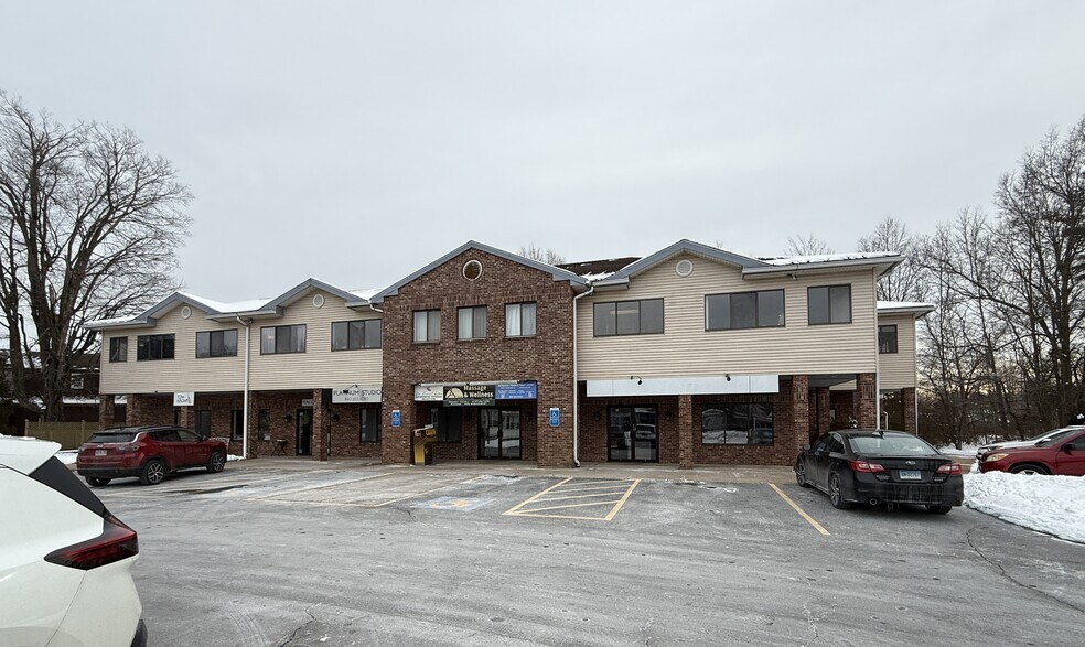 Primary Photo Of 15R Hartford Ave, Granby General Retail For Lease