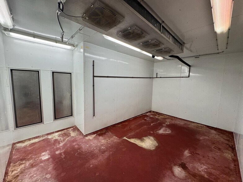 More Photos Of 1830 Columbus Ave, Washington Court House Restaurant For Sale