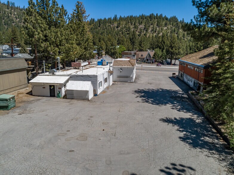 More Photos Of 3221 Main St, Mammoth Lakes Freestanding For Sale
