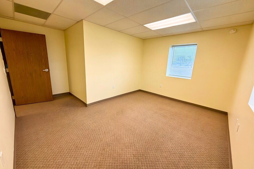 More Photos Of 601 Gilbertson St SE, Tioga Warehouse For Lease