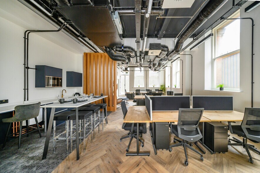 More Photos Of 2 Great George St, Leeds Coworking Space
