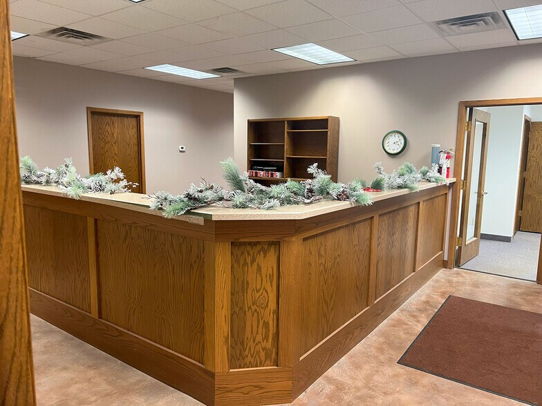 More Photos Of 2400 Myers Rd, Albert Lea Warehouse For Sale