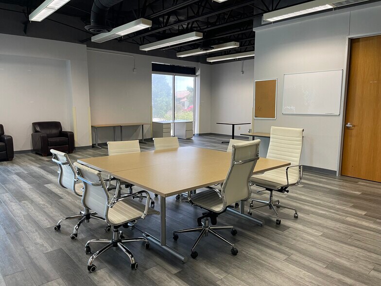 More Photos Of 1320 W Walnut Hill Ln, Irving Medical For Sale