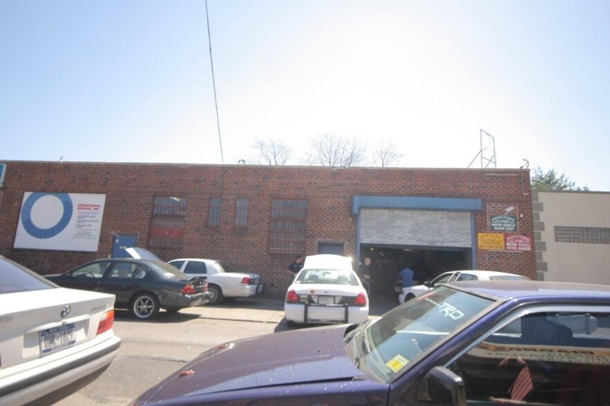 More Photos Of 6920 48th Ave, Woodside Auto Repair For Sale