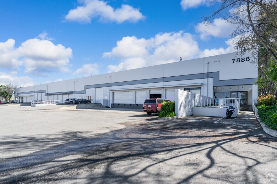More Photos Of 7888 Marathon Dr, Livermore Warehouse For Lease