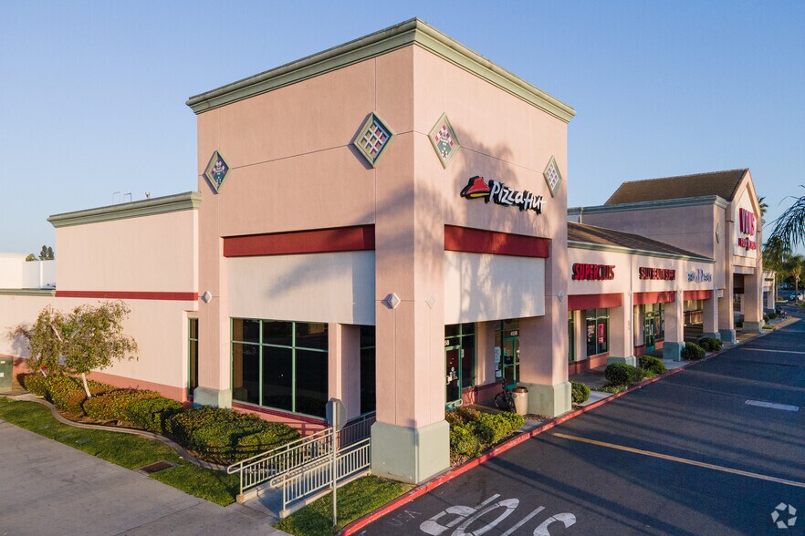 More Photos Of 4516-4550 Atlantic Ave, Long Beach Unknown For Lease