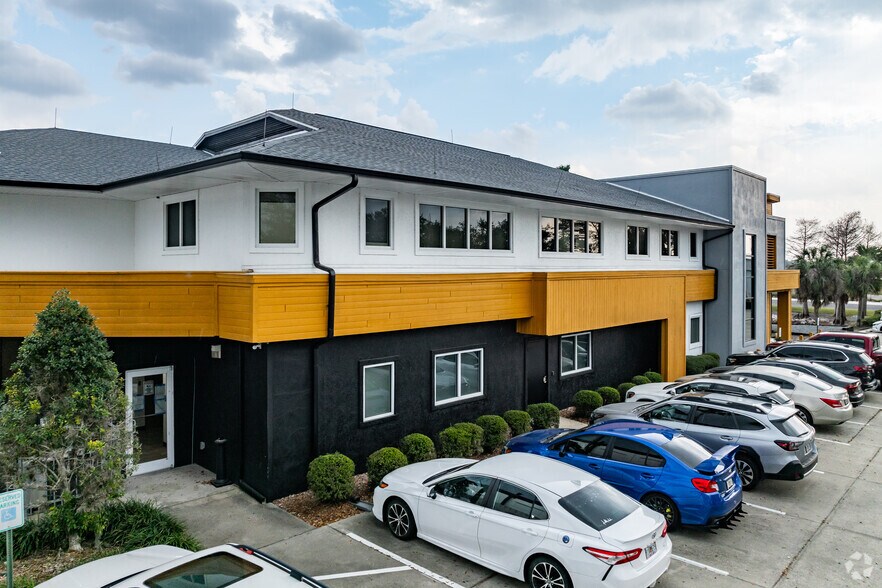 More Photos Of 1991-1993 Industrial Dr, Deland Office For Sale