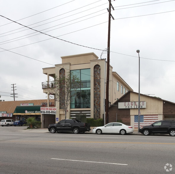 Primary Photo Of 14051 Burbank Blvd, Van Nuys Office For Lease