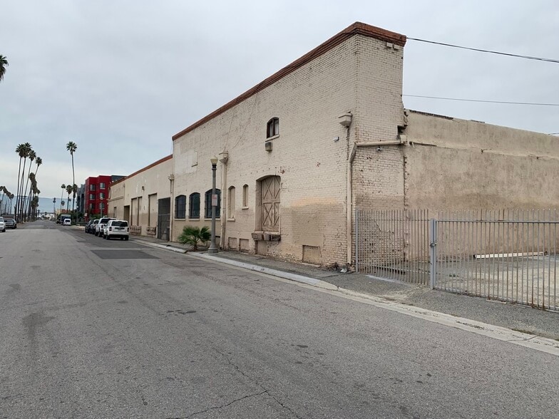 More Photos Of 3800 Commerce St, Riverside Land For Sale