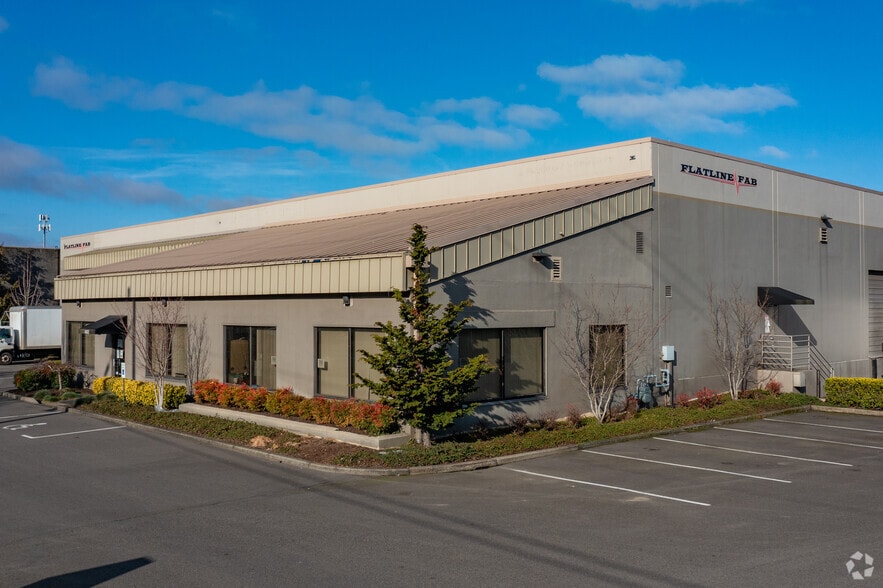 More Photos Of 4322-4338 NW Yeon Ave, Portland Unknown For Lease