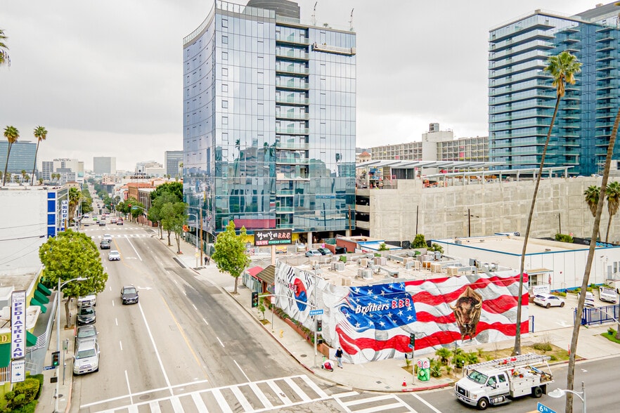 More Photos Of 3680 W 6th St, Los Angeles Restaurant For Sale