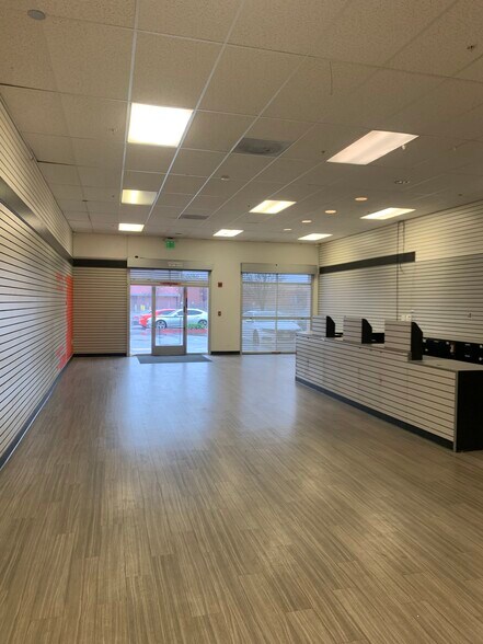 Primary Photo Of 8460 Edgewater Dr, Oakland Storefront Retail Office For Lease