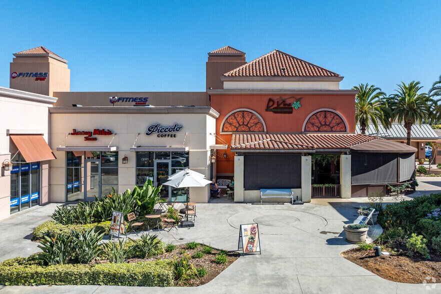 More Photos Of 955-965 E Birch St, Brea Storefront For Lease