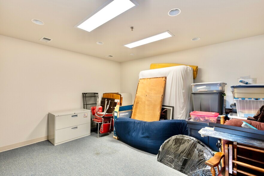 More Photos Of 9903 Titan Ct, Littleton Warehouse For Lease