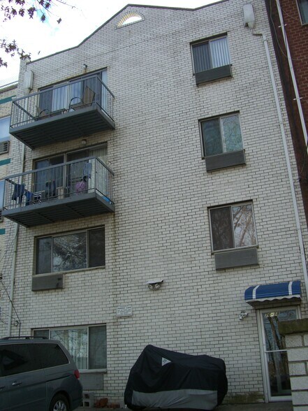 Primary Photo Of 76-18 Grand Central Pky, Forest Hills Apartments For Sale