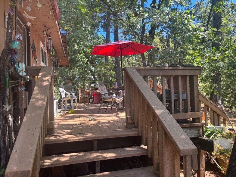 More Photos Of 15574 Hinton Rd, Pioneer Land For Sale