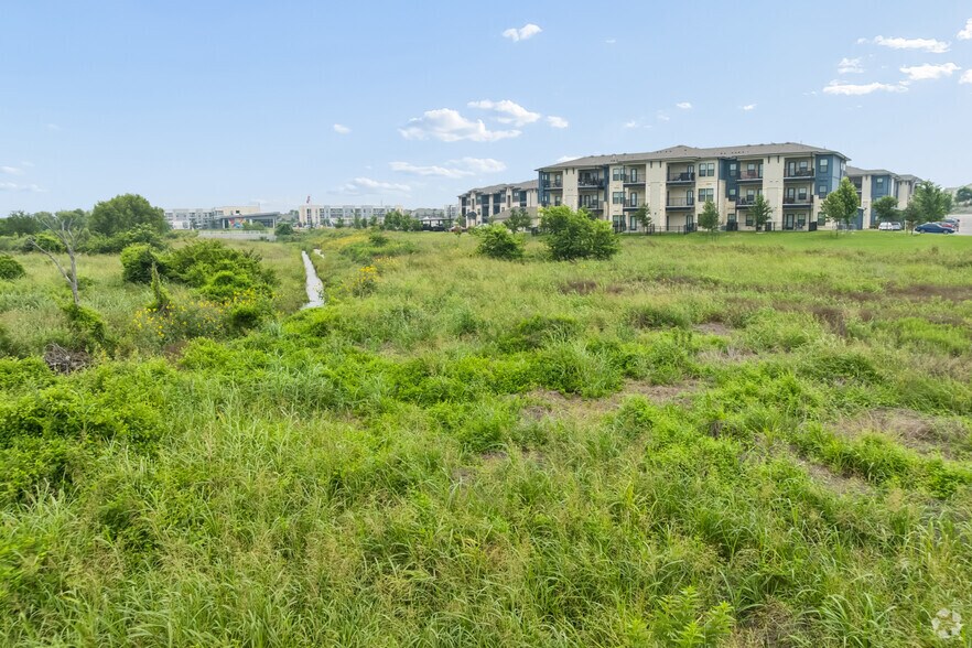 More Photos Of 8755 County Road 110, Round Rock Land For Sale