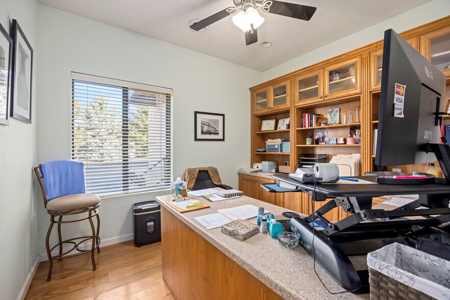 More Photos Of 1930 Deyerle Ave, Harrisonburg Freestanding For Sale