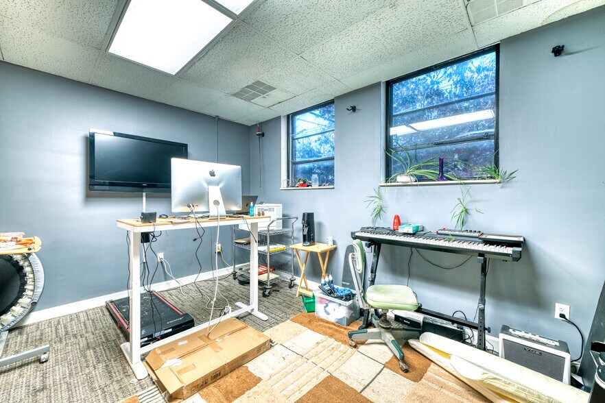 More Photos Of 1004 Sevier Ave, Knoxville Warehouse For Sale