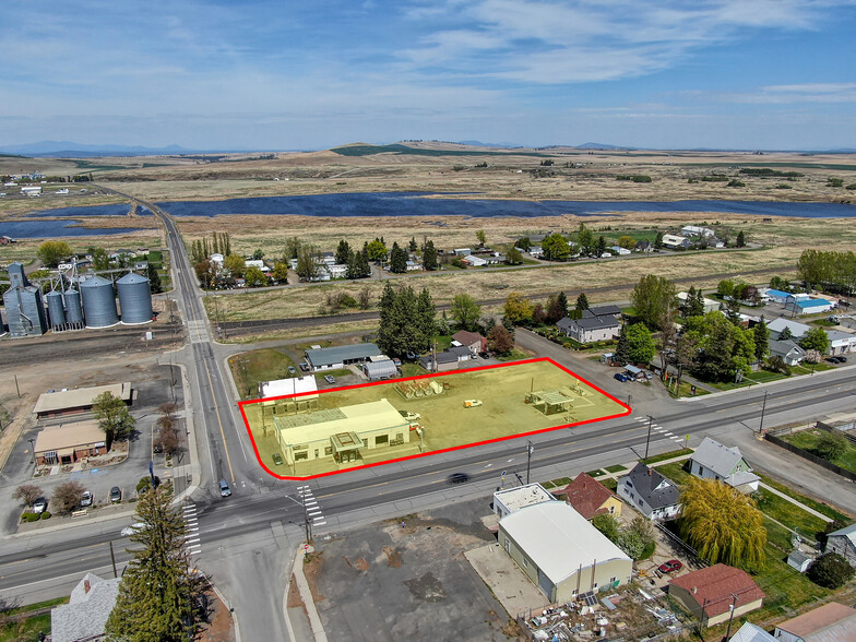 More Photos Of 110 E Broadway Ave, Reardan Service Station For Sale