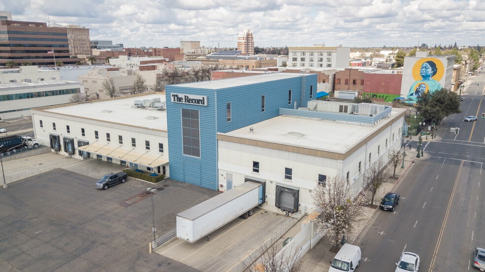 More Photos Of 612 E Market St, Stockton Warehouse For Lease