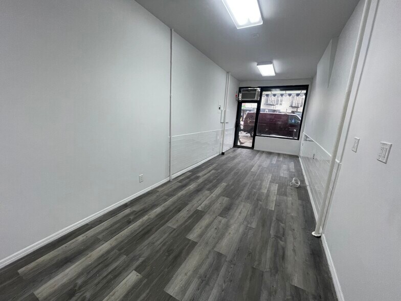 More Photos Of 390 Metropolitan Ave, Brooklyn Storefront Retail Residential For Lease