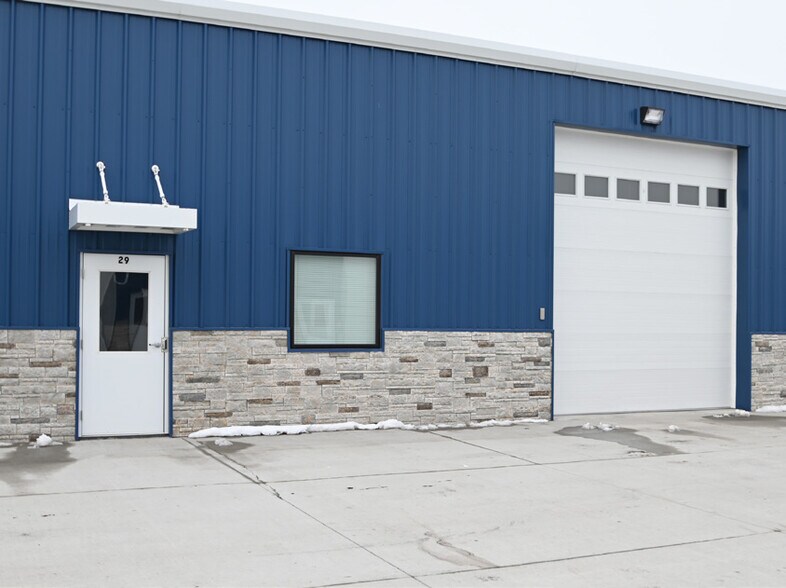 More Photos Of 4108 44th St N, Fargo Self Storage For Lease